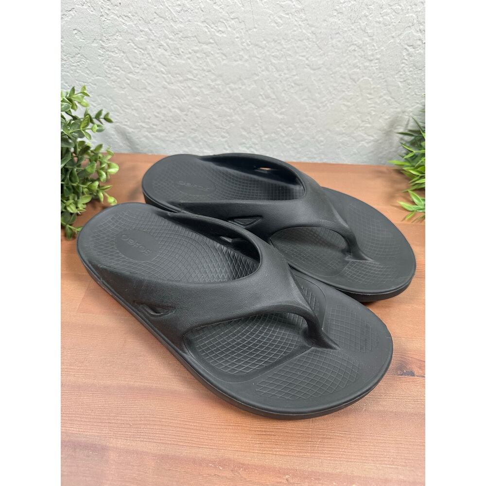 Oofos Ooriginal Unisex Black Recovery Sandals Size M8/W10